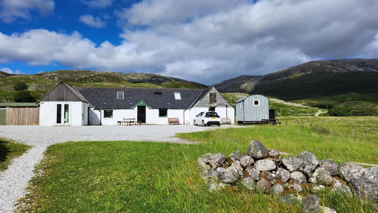 Inchnadamph Explorers Lodge Exterior photo